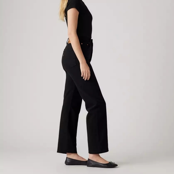 Levi's Ribcage Straight Ankle Jeans - Picture 3 of 7